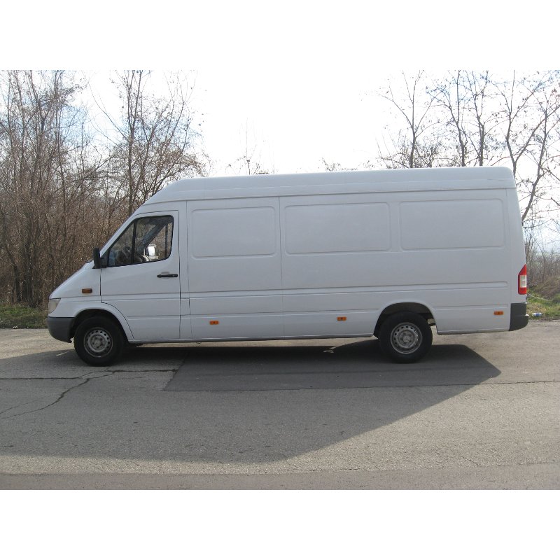 Art.No.transport-varna-bulgaria-bus-14kub- Транспортни услуги от Варна  в страната с Микробус до 14 кубика. 